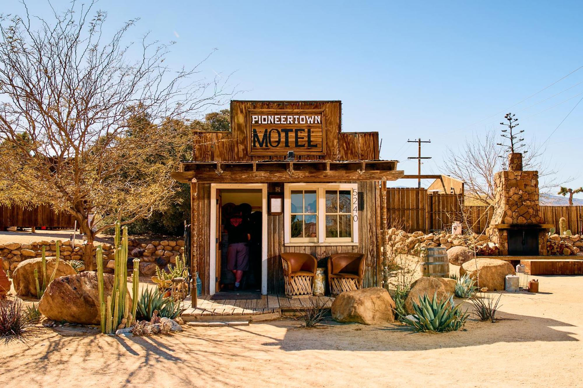 Pioneertown Motel エクステリア 写真