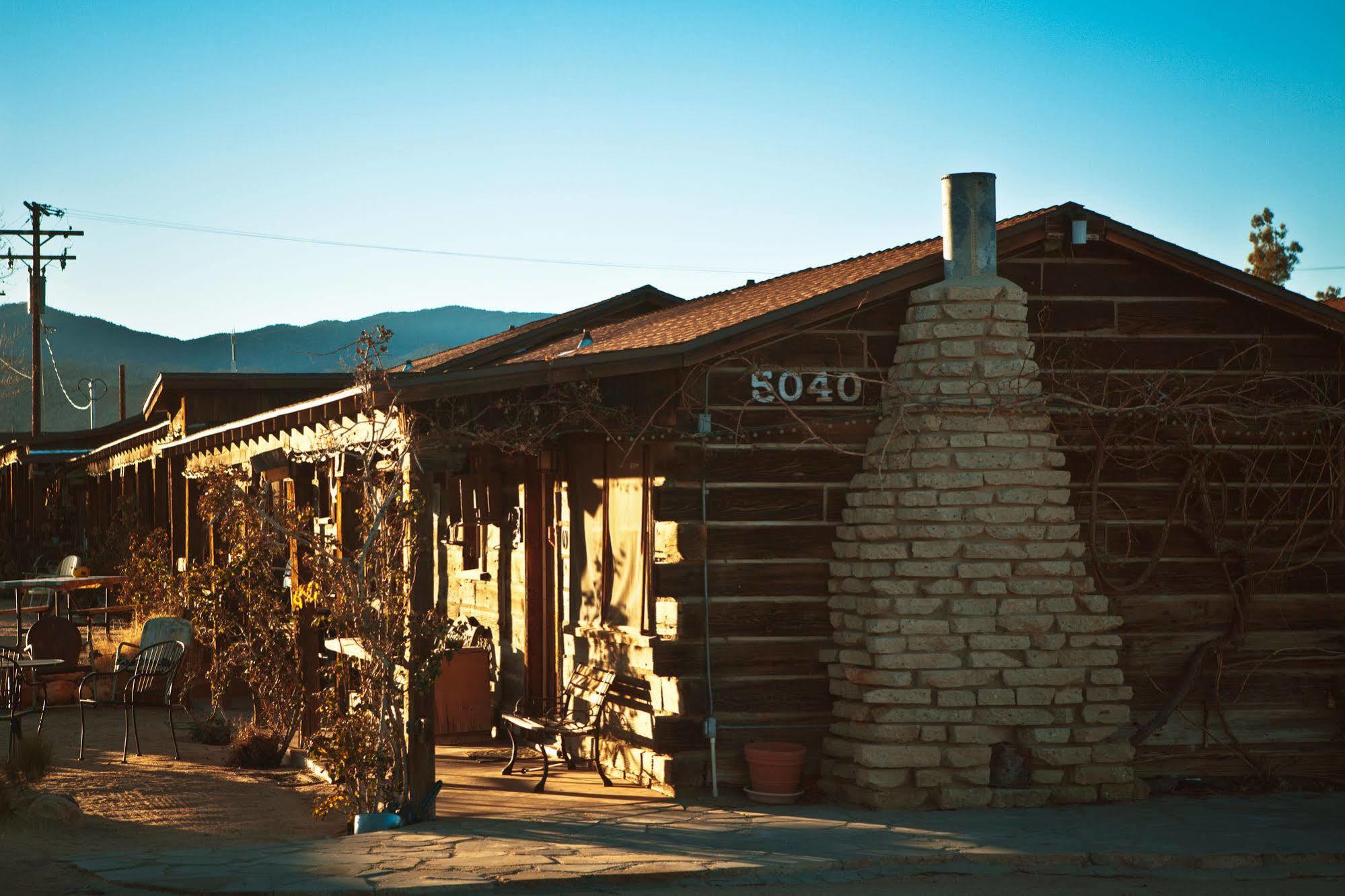 Pioneertown Motel エクステリア 写真